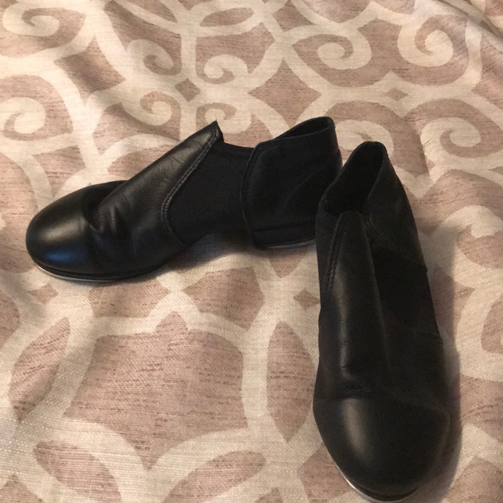 Tap shoes